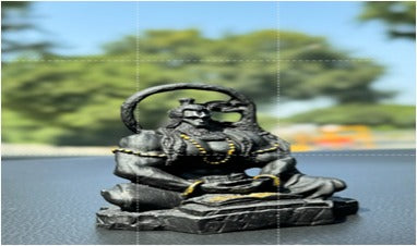 Hanuman Ji Murti in Dhyan Mudra – Lord Bajrangbali Idol for Car Dashboard & Home Decor